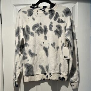 Feat Women's Black and White Tie-Dye Sweatshirt